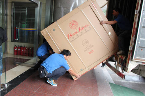 萨尔图钢琴贵重工艺品无忧运
